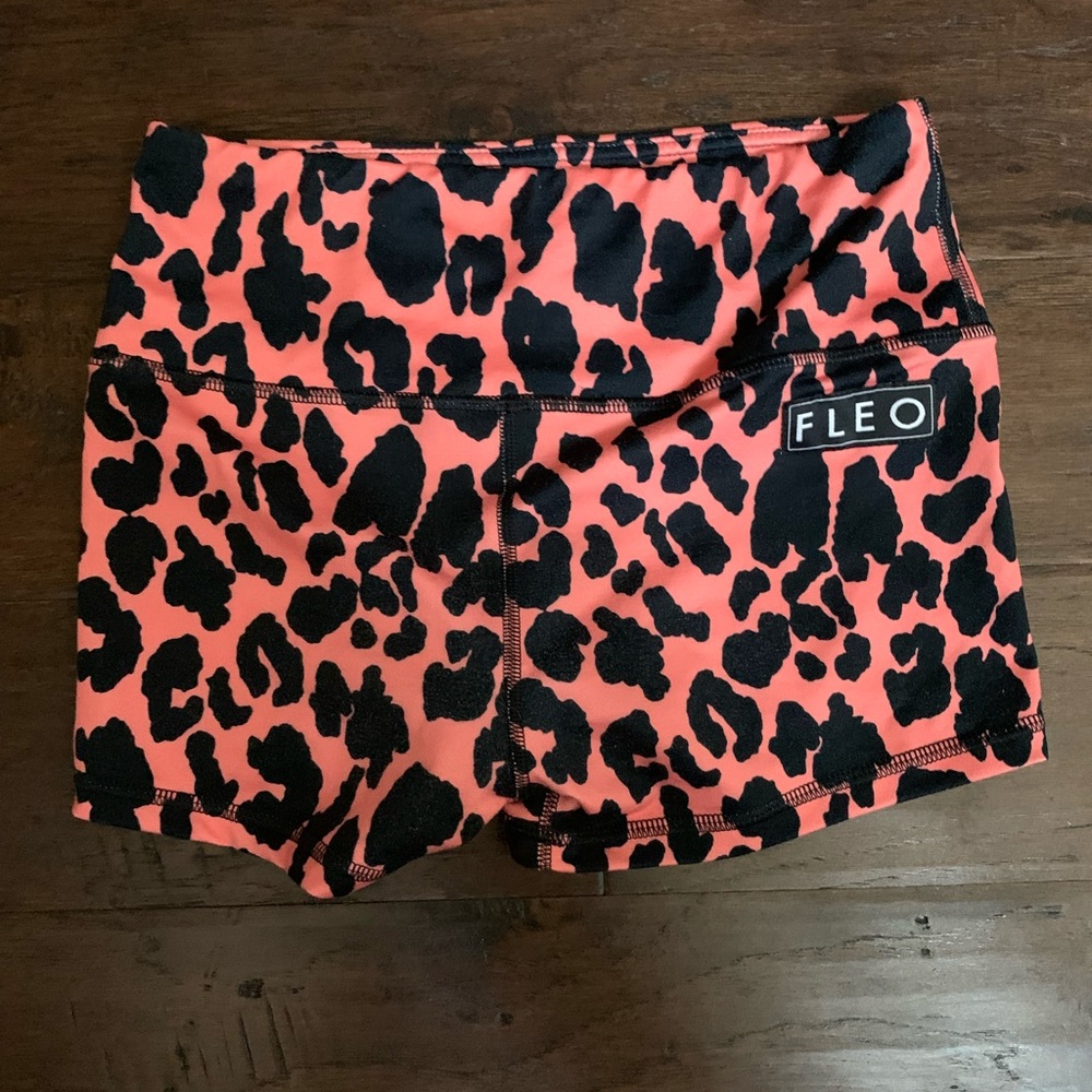 Fleo shorts - Coral Leopard High Rise Original